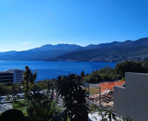 Luxury penthouse of 234.16 m2 with panoramic sea views in Costabella next to Hilton 5***** hotel - pic 27