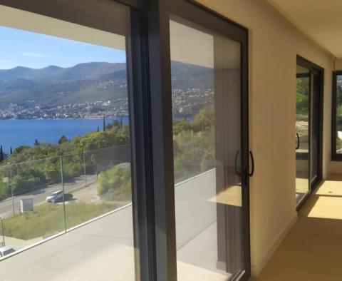 Luxury penthouse of 234.16 m2 with panoramic sea views in Costabella next to Hilton 5***** hotel - pic 33