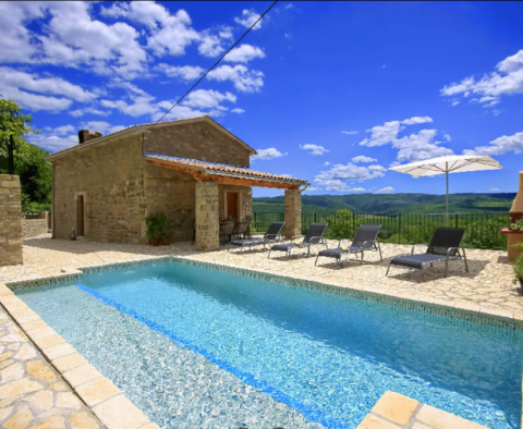 Two stone properties with a swimming pool in Oprtalj with a view of Motovun - pic 2