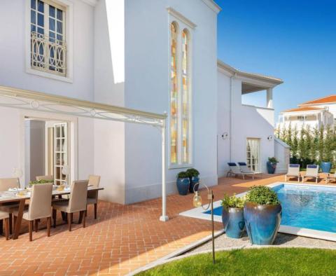 Faszinierende Villa in Tar, Tar-Vabriga, unerwartete Oase der Eleganz und des Luxus in Kroatien 