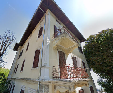 Villa for modernization in Lovran just 20 meters from the sea, with modernization project - pic 5