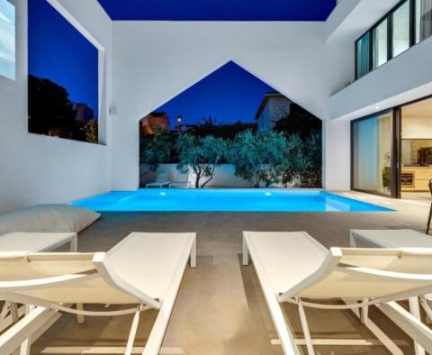 Hervorragende Villa in modernem Design in Supetar auf der Insel Brac - foto 41
