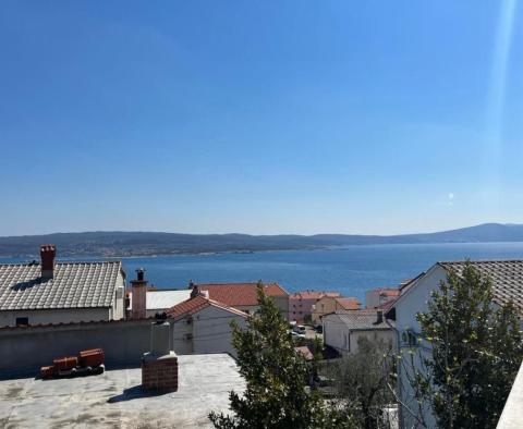 Haus zum Verkauf in Crikvenica, 650 Meter vom Meer entfernt, mit atemberaubendem Meerblick! - foto 3