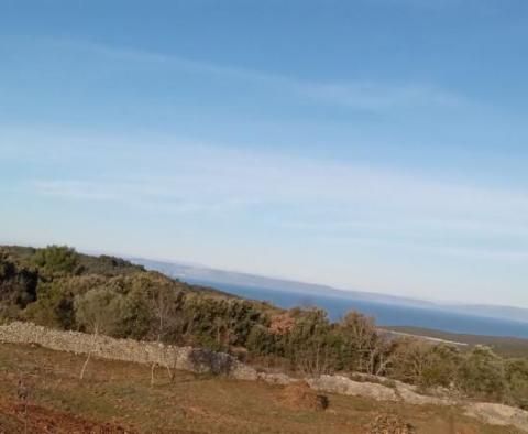 Land plot with magnificent sea views in Kavran, Marčana - pic 4