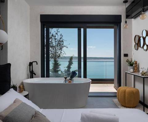 Luxury villa in Starigrad only 80 meters from the sea - pic 16