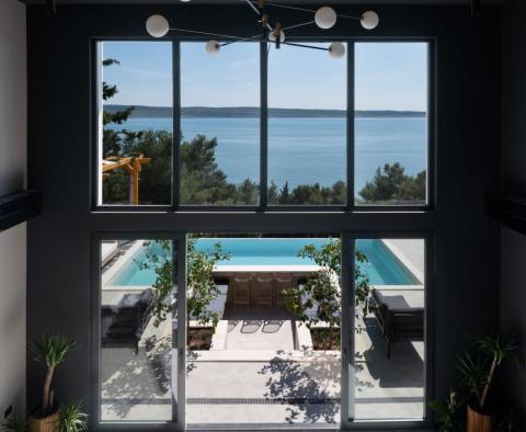 Luxury villa in Starigrad only 80 meters from the sea - pic 25
