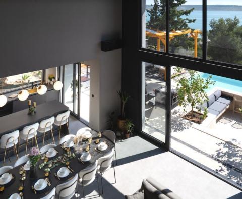 Luxury villa in Starigrad only 80 meters from the sea - pic 41