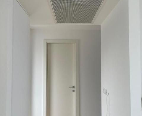 Luxusní vila první linie na prodej na Brači ve Splitské - pic 25