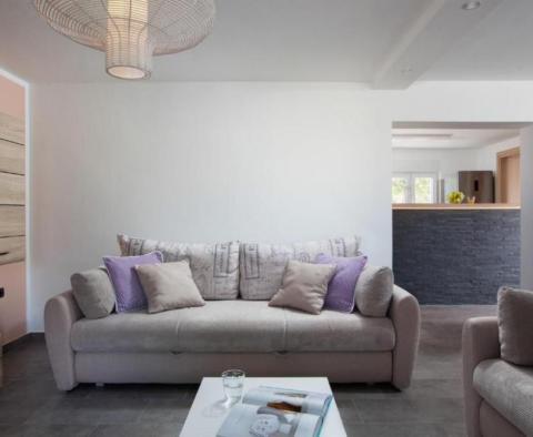 Stylish modern villa with swimming pool in a great location in Medulin - pic 7