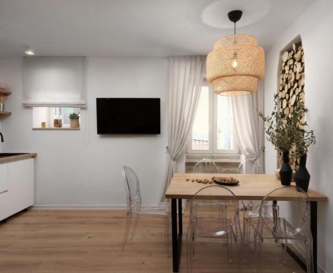 Stylish apartment for sale in Rovinj, 300 meters from the sea - pic 7