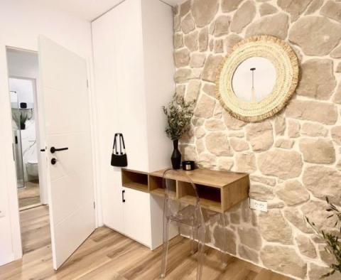 Appartement élégant à vendre à Rovinj, à 300 mètres de la mer - pic 22