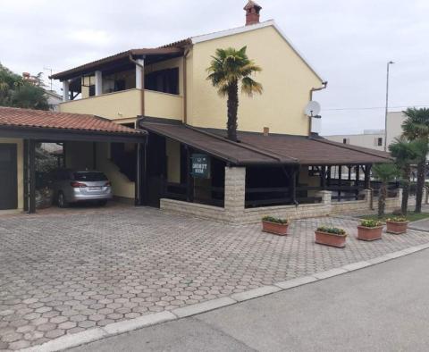 Multi-functional building in Porec just 200 meters from the sea in a popular hotel area - pic 9