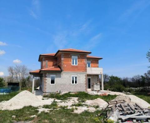 Villa at the final stage of construction in Cere, Žminj 