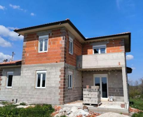 Villa at the final stage of construction in Cere, Žminj - pic 8