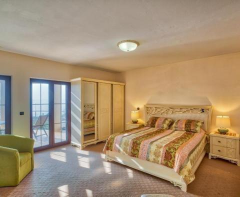 Luxury villa in Medulin 50 meters from the sea - pic 15