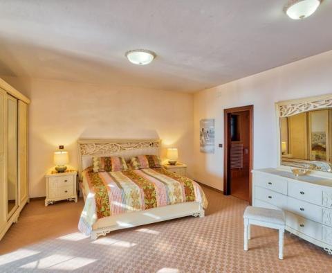 Luxury villa in Medulin 50 meters from the sea - pic 17