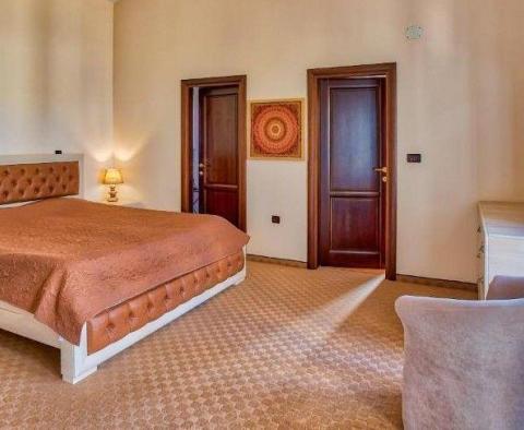 Luxury villa in Medulin 50 meters from the sea - pic 23