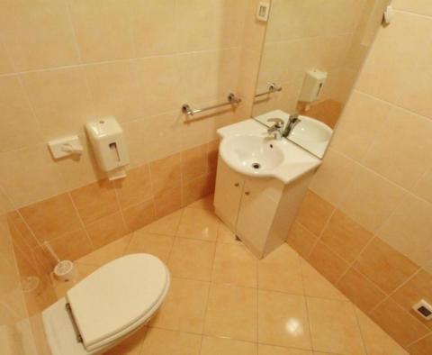 Hotel na sprzedaż w rejonie Umag - pic 16
