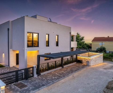 New modern villa for sale in Privlaka - Miss Dalmatia 2023! - pic 39