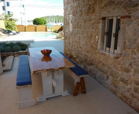 Charming stone villa with pool on the first row to the sea in Zadar area - pic 5