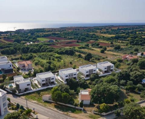 Pozemek s projektem 10 vil v Liznjanu v blízkosti moře - pic 3