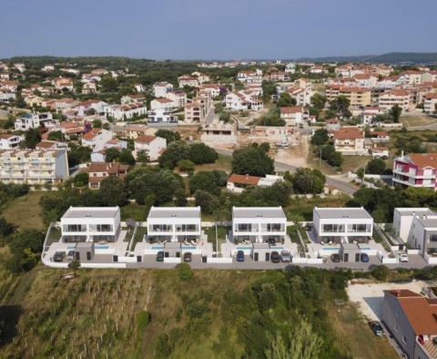 Pozemek s projektem 10 vil v Liznjanu v blízkosti moře - pic 2