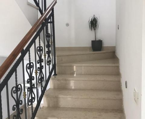 Romantická izolovaná vila s výhledem na moře v Mošcenici - pic 7