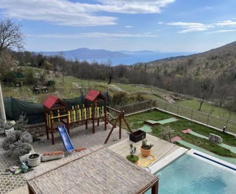Romantická izolovaná vila s výhledem na moře v Mošcenici - pic 28