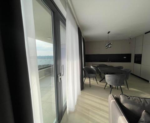 Luxusní byt v Medulinu, 190 metrů od moře, s výhledem na moře 