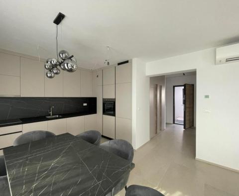 Luxury apartment in Medulin, 190 meters from the sea, with sea views - pic 6