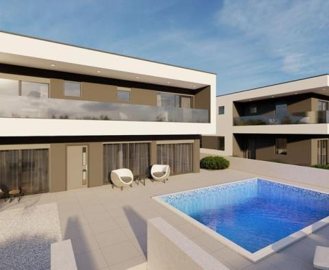Villa under construction in Svetvinčenat, modern lines - pic 14