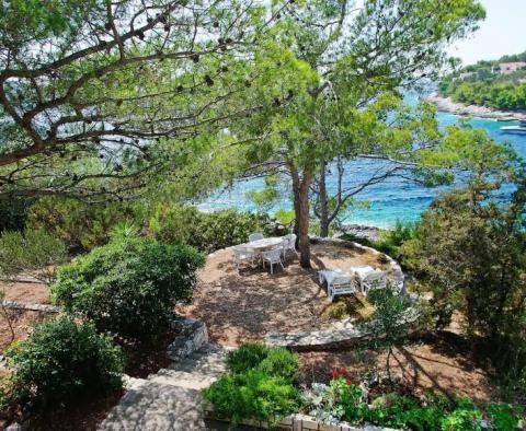 Eladó vízparti villa Korcula szigetén, lenyűgöző kilátással a tengerre - pic 3