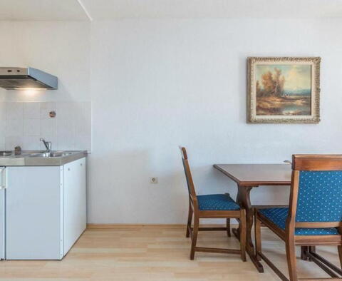 Helles Apartmenthaus zum Verkauf in Poreč mit Meerblick - foto 11