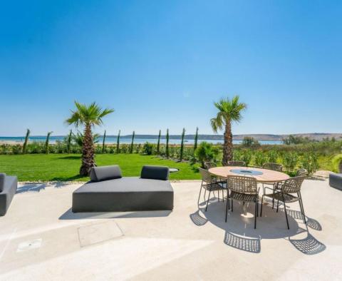 Ultra-modern luxury villa 1st row to the sea in Zadar area - pic 37
