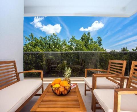 Csodálatos új villa az Omis riviérán, nagyon privát és bájos - pic 16