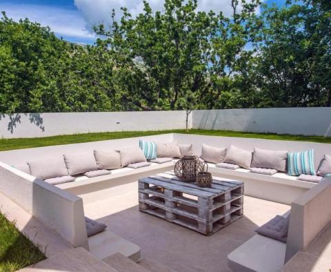 Csodálatos új villa az Omis riviérán, nagyon privát és bájos - pic 29