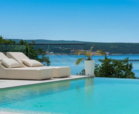 Fantastická nová moderní vila na pobřeží v oblasti Rabac s možností kotvení - pic 2