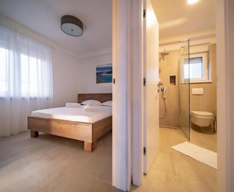 Роскошный апарт-отель на 7 номеров в Лопаре, остров Раб, в 600 метрах от моря - фото 30