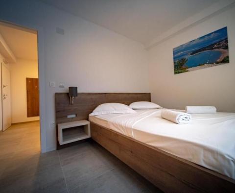 Роскошный апарт-отель на 7 номеров в Лопаре, остров Раб, в 600 метрах от моря - фото 37