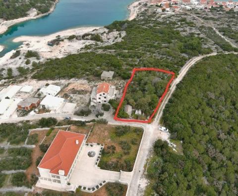 Продается городской земельный участок в Повле, остров Брач, всего в 200 метрах от моря - фото 14