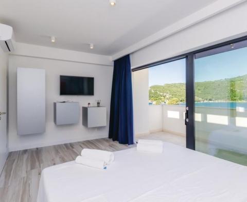 Neue moderne Villa am Stadtrand von Dubrovnik in der ersten Meereslinie, nur 30 Meter vom Strand entfernt - foto 18