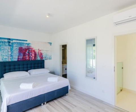 Neue moderne Villa am Stadtrand von Dubrovnik in der ersten Meereslinie, nur 30 Meter vom Strand entfernt - foto 20