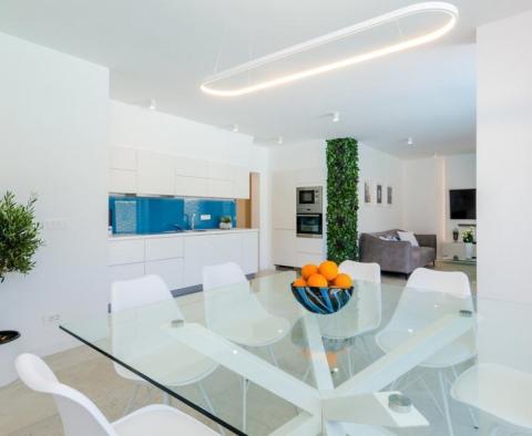 Neue moderne Villa am Stadtrand von Dubrovnik in der ersten Meereslinie, nur 30 Meter vom Strand entfernt - foto 26