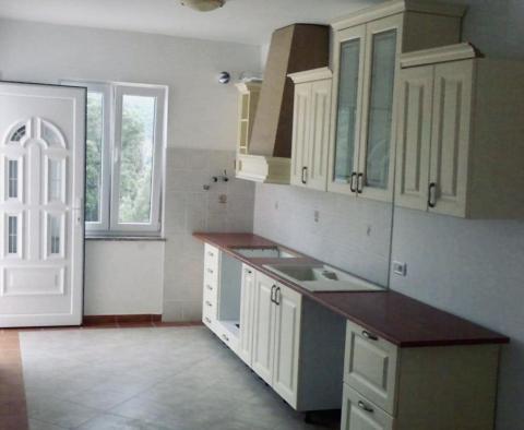 Wohnung zum Verkauf in Pavićini, Marčana, 500 Meter vom Meer entfernt - foto 2