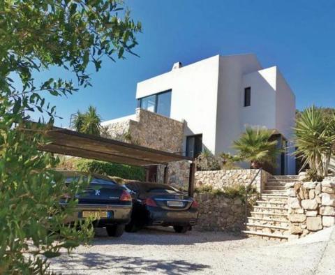 Exceptional modern villa by the sea on Vis island! - pic 55