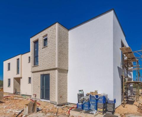 Two newly built semi-detached houses with one swimming pool, package sale - pic 2