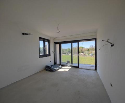Two newly built semi-detached houses with one swimming pool, package sale - pic 14