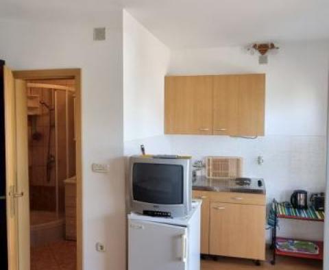 Appartement pas cher de 4 unités à Novi Vinodolski, avec vue sur la mer - pic 10
