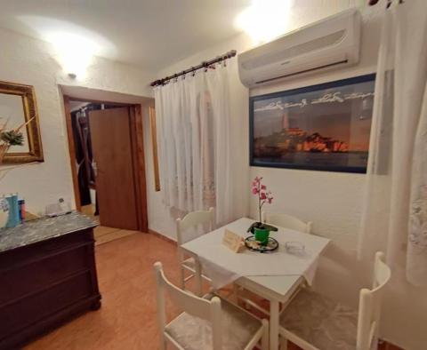 Maison unique avec 4 appartements dans la vieille ville de Rovinj - pic 28