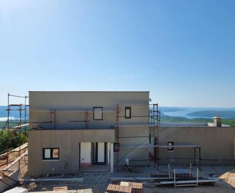 Realty with modern character and with panoramic sea view in Rabac area 